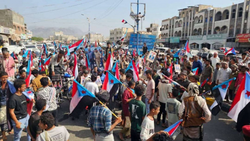 الجماهير تُسقط مخططات الوصاية وتحمي مكتسبات القضية (تقرير)