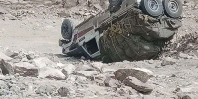 انقلاب سيارة نقل قات في بيحان