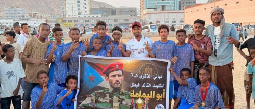 في ذكرى استشهاد أبو اليمامة .. هلال الخزان يتوج بطلاً لدوري النخبة بالمكلا