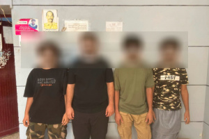 ضبط أربعة متهمين على خلفية اشتباك مسلح وإطلاق نار بجانب مسجد النور بالعاصمة عدن 