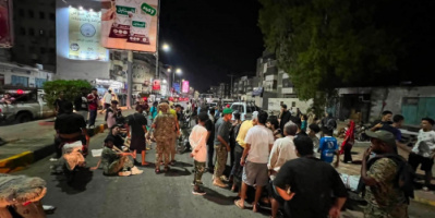 (ثورة الفرشان) تعود إلى عدن.. غضب شعبي متجدد احتجاجاً على تدهور الخدمات