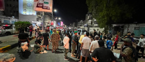 (ثورة الفرشان) تعود إلى عدن.. غضب شعبي متجدد احتجاجاً على تدهور الخدمات
