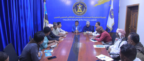 التميمي يناقش مع رؤساء الأقسام الإعلامية بوادي وصحراء حضرموت سبل تطوير الأداء وتعزيز التنسيق