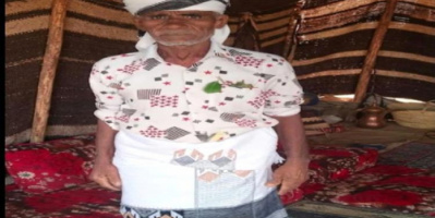 دخل المزرعة خطأً فعاد جثة.. تعذيب وحشي حوثي ينهي حياة مسنّ كفيف يُعيل أربعة معاقين بالحديدة