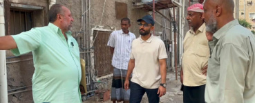 مدير مديرية صيرة يطّلع على مستجدات اصلاح مشكلة طفح مياة الصرف الصحي