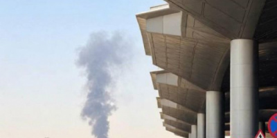 رويترز: تصاعد ألسنة اللهب وأعمدة الدخان قرب مطار الرياض 
