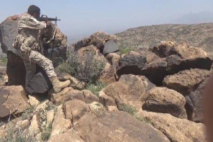 مواجهات عنيفة بين القوات الجنوبية والحوثيين على حدود لحج وتعز