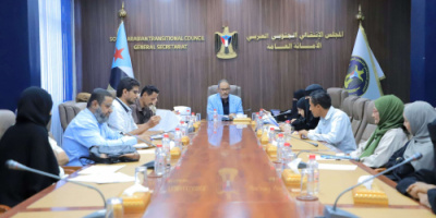 الهيئة السياسية تناقش التصعيد في باب المندب وتؤكد أهمية الدور الجنوبي في حماية الملاحة الدولية