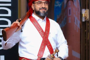 الشيخ صابر النقيب يدعو إلى توحيد الجهود لإسناد الجبهات الجنوبية
