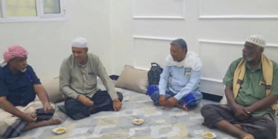 بن مشدود يطمئن على صحة رئيس القسم المالي بانتقالي تريم بعد نجاح العملية الجراحية