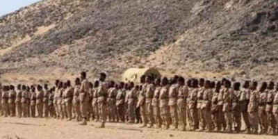 هجوم حوثي بصواريخ باليستية على قعوة غرب العاصمة عدن