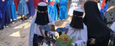 مدرسة الصمود للبنات تحيي لعيد ثورة 14 اكتوبر المجيدة باحتفال كرنفالي بهيج