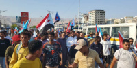يتقدمهم الجفري.. حشود جماهيرية تتجه إلى ساحة القرار قرارنا للمشاركة في مليونية التعبئة الشعبية