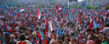 حشود جنوبية كبرى في عدن تحيي مليونية التعبئة الشعبية العامة للدفاع عن الجنوب العربي 