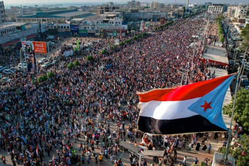 من عدن إلى حدود الجنوب العربي .. التعبئة الشعبية تنتقل إلى مراكز التسجيل وحماية الأرض تتصدر الأولويات (تقرير) من عدن إلى حدود الجنوب العربي .. التعبئة الشعبية تنتقل إلى مراكز التسجيل وحماية الأرض تتصدر الأولويات (تقرير)