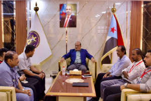 نصر هرهره يطّلع على أوضاع المتعاقدين الأكاديميين بجامعة حضرموت ومستجدات ملف توظيفهم