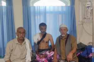 عضوا الجمعية الوطنية يزوران العميد الكعلولي للاطمئنان على صحته ويشيدان بتضحياته البطولية