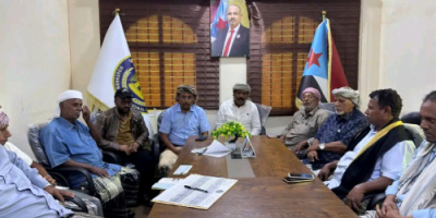 انتقالي سقطرى يدشّن التعبئة العامة ويوزّع كشوفات التسجيل على المراكز المحلية