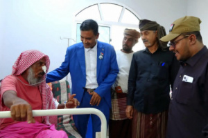 التميمي يزور عددًا من المناضلين بمدينة سيئون للاطمئنان على أحوالهم الصحية