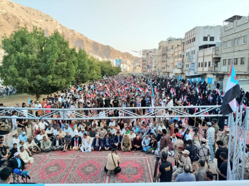 الجنوب أمام مرحلة مفصلية .. الوعي الشعبي ووحدة الصف ضمانة حماية الأرض والمشروع الوطني (تقرير)