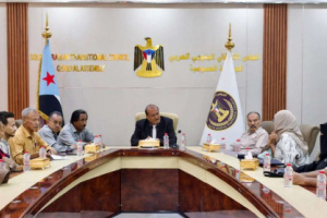 هرهرة يلتقي قيادة مؤتمر عدن الجامع ويؤكد أهمية وحدة الصف الجنوبي وتعزيز أمن العاصمة عدن