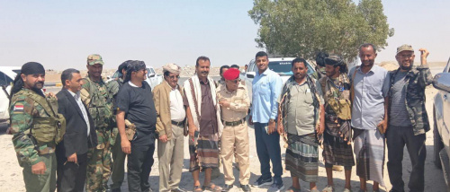 برعاية الرئيس الزُبيدي.. انتقالي الضالع يسيّر قافلة إغاثية دعما لأبطال القوات المسلحة الجنوبية المرابطين في جبهات الصبيحة