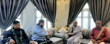 الجفري يقدم واجب العزاء للقاضي شاكر بنش في وفاة والده