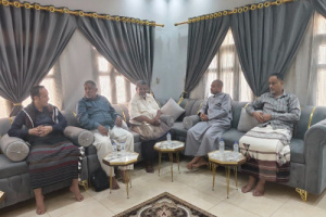 بتوجيهات الكثيري.. وفد من الجمعية الوطنية يقدم واجب العزاء لأسرة الفقيد محفوظ عبيد بنش بالمكلا