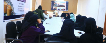 الشرطة النسائية بأمن عدن تنظم جلسة حوارية لتعزيز دورها في معالجة القضايا الأسرية