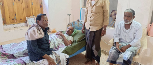 قيادات في انتقالي حضرموت تزور  المناضل خالد غيدرون النموري للاطمئنان على صحته